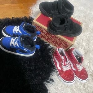 Vans/nike shoe bundle toddler size 7